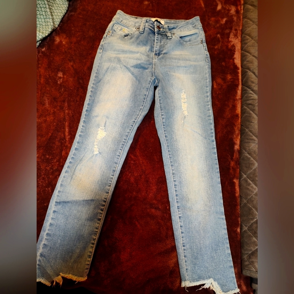 YMI jeans MID rise skinny ankle jeans size 3
